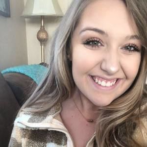 Meet your Posher, Olivia